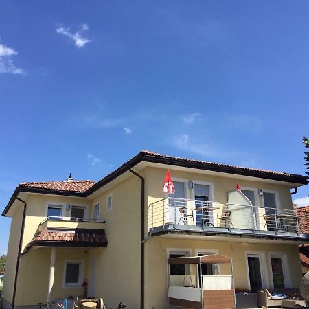 Privatzimmer Jarosch Bed & Breakfast Tulln An Der Donau Exterior foto